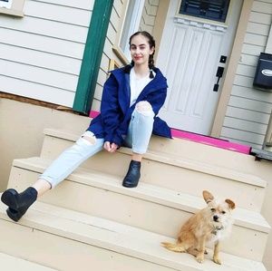 Meet your Posher, Emma